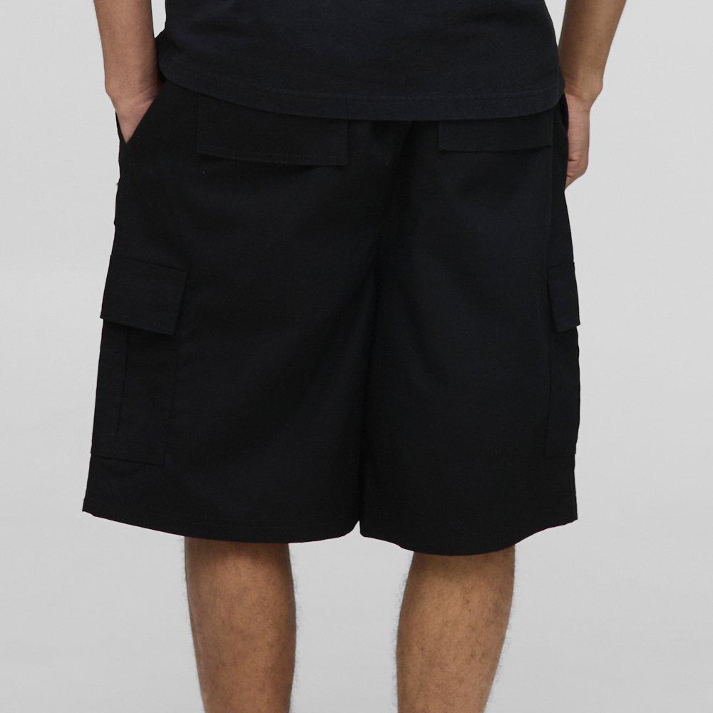 Relaxed Fit Gothic M Cross Print Short